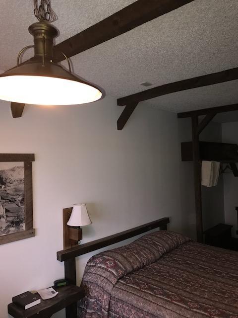 Bunkhouse Motel Гернси Экстерьер фото